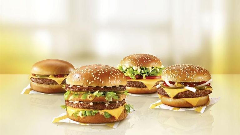 Πόσα Big Macs «αντέχει» ο μισθός σου στην Ελλάδα;