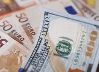 Τι θεωρούν οι αξιωματουχοι της ΕΚΤ ως νέα απειλή του ευρώ Τι θεωρούν οι αξιωματουχοι της ΕΚΤ ως νέα απειλή του ευρώ