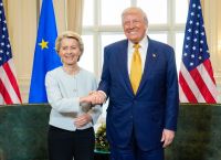 Η Ε.Ε. στον αστερισμό της ταπείνωσης από τον Τραμπ Η Ε.Ε. στον αστερισμό της ταπείνωσης από τον Τραμπ