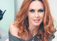 Εβελίνα Παπούλια: Πόζαρε με μπικίνι στις βάθρες της Σαμοθράκης και «έριξε» το Instagram [pics]