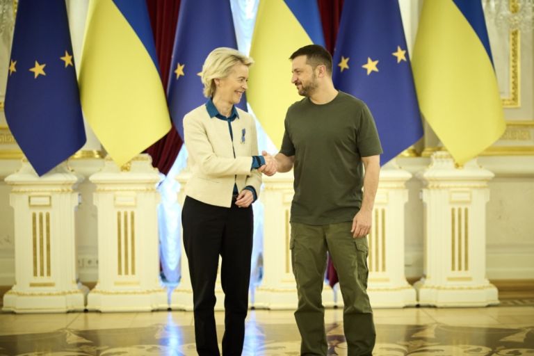 Ευρωπαίοι και Ζελένσκι πιέζουν τον Τραμπ για εγγυήσεις ασφαλείας