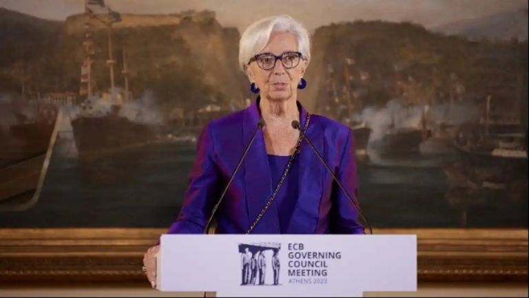 Προκλητική Λαγκάρντ: Υπέρ της λαθρομετανάστευσης ενώ οι ροές συνεχίζονται αδιάκοπα στην ΕΕ