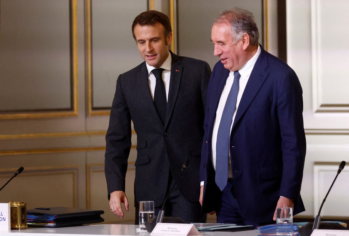 “Αν δεν αλλάξει κάτι στη Γαλλία, το πλοίο θα βουλιάξει” – Άνοιξε η ονοματολογία για τη διαδοχή