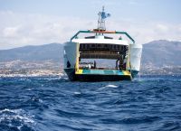 Μεγάλο ρήγμα στο πλοίο που προσάραξε σε ξέρα στα Νέα Στύρα Μεγάλο ρήγμα στο πλοίο που προσάραξε σε ξέρα στα Νέα Στύρα