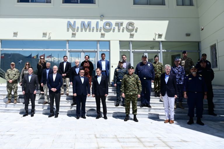 Στο Μαράθι η “αυλαία” της εκπαίδευσης των ανδρών του Χαφτάρ