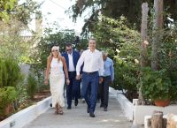 Μητσοτάκης: Να πορευόμαστε πρώτα και πάνω από όλα με ενότητα Μητσοτάκης: Να πορευόμαστε πρώτα και πάνω από όλα με ενότητα