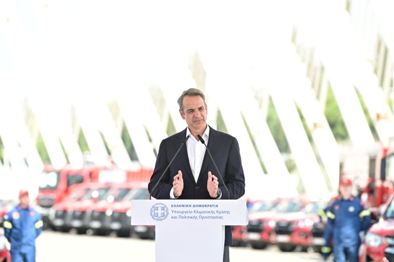 Κυβέρνηση: Τα στοιχήματα του Αυγούστου