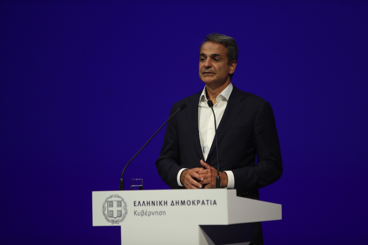“Να μη γίνουμε Γαλλία” – Το μήνυμα σταθερότητας του πρωθυπουργού