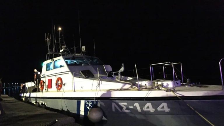 Συναγερμός ανοικτά της Σύρου: Διασώθηκαν και μεταφέρθηκαν σώοι στη Νάουσα της Πάρου οι δύο Γάλλοι