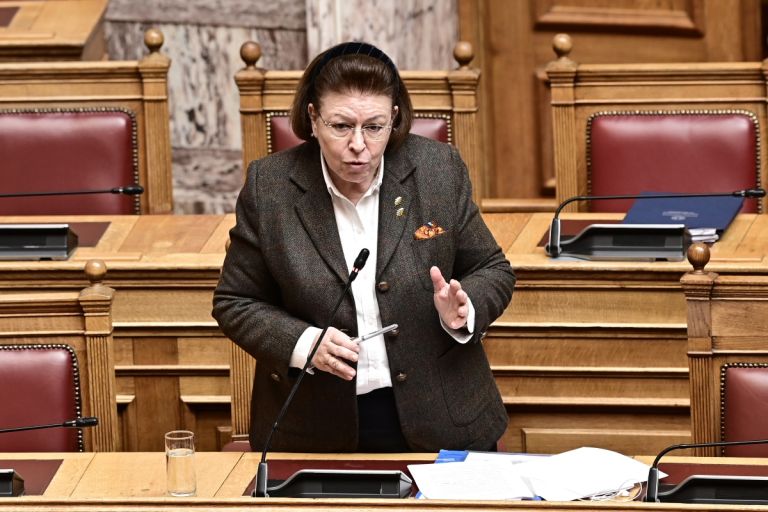 Μενδώνη: Έργα άνω των 20.000.000 ευρώ υλοποιεί το Υπουργείο Πολιτισμού στη Σάμο