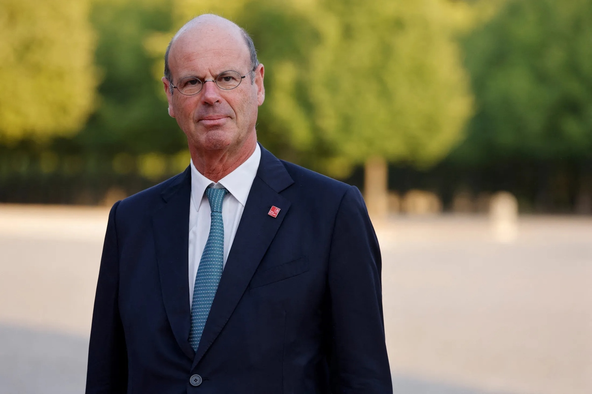Έρικ Λομπάρντ: Η Γαλλία θα πετύχει τον στόχο ελλείμματος παρά την πολιτική κρίση