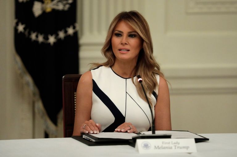 Vanity Fair: Εξοργισμένοι οι εργαζόμενοι με την Μελάνια Τραμπ