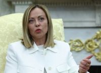 Μελόνι: Σχεδιάζει τη μείωση των κινεζικών επενδύσεων σε ιταλικές εταιρείες-κλειδιά Μελόνι: Σχεδιάζει τη μείωση των κινεζικών επενδύσεων σε ιταλικές εταιρείες-κλειδιά