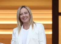 Μελόνι: Θετικό το ότι δημιουργούνται περιθώρια για ειρήνη στο Ουκρανικό Μελόνι: Θετικό το ότι δημιουργούνται περιθώρια για ειρήνη στο Ουκρανικό