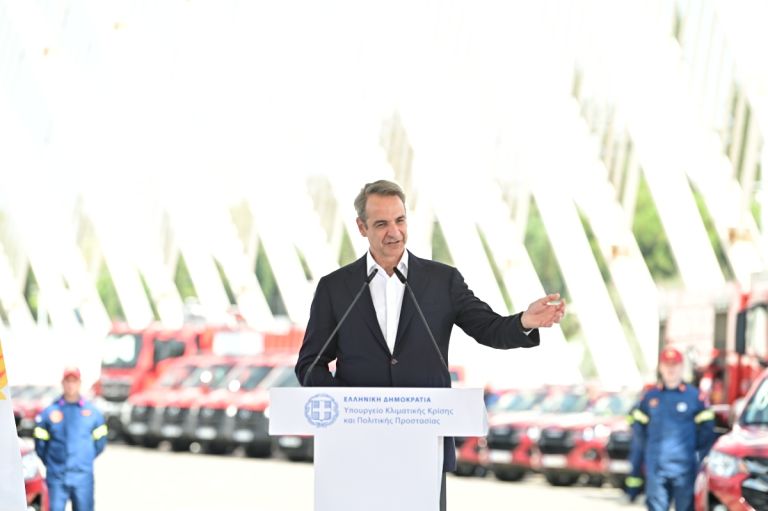 Η κυβέρνηση βάζει φρένο στα σενάρια για πρόωρες εκλογές