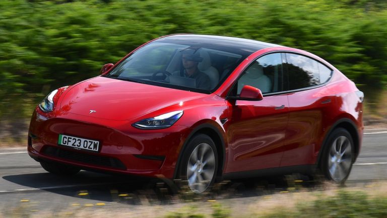 Νέα βουτιά στις πωλήσεις Tesla στην Ευρώπη παρά το λίφτινγκ του Model Y