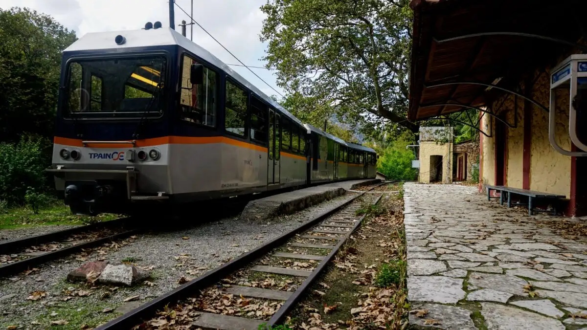Βλάβη στον Οδοντωτό: Εγκλωβίστηκαν 38 επιβάτες – Κλήση στο 112 και επιχείρηση διάσωσης