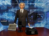 Κίνα: Εγκαινιάζει κατάστημα ανθρωπόμορφων ρομπότ Κίνα: Εγκαινιάζει κατάστημα ανθρωπόμορφων ρομπότ