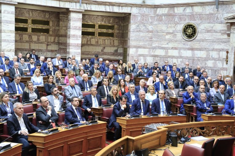 ΝΔ: Επιχείρηση εσωκομματικής ηρεμίας ενόψει ΔΕΘ