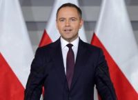 Πολωνία: Ο εθνικιστής Ναβρότσκι ορκίστηκε πρόεδρος – «Όχι στην παράνομη μετανάστευση, όχι στο ευρώ» Πολωνία: Ο εθνικιστής Ναβρότσκι ορκίστηκε πρόεδρος – «Όχι στην παράνομη μετανάστευση, όχι στο ευρώ»