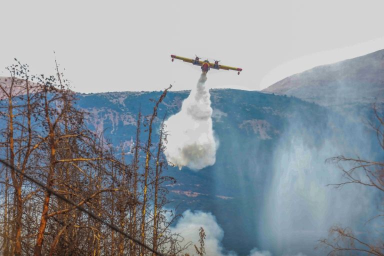 Πολιτική «φωτιά» για πύρινα μέτωπα και 112: Αντιπαράθεση χωρίς τέλος
