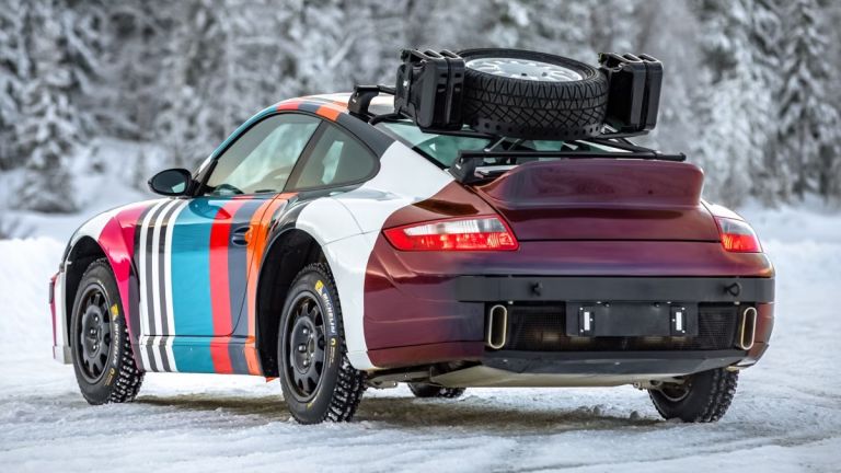 Porsche: Αναζητά συνεργασίες στον αμυντικό τομέα