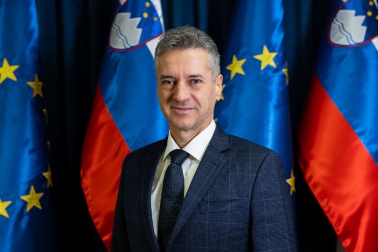 Η Σλοβενία απαγορεύει το εμπόριο όπλων με το Ισραήλ