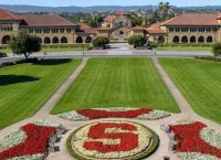 Πανεπιστήμιο Stanford: Καταργεί 363 θέσεις εργασίας μετά τις περικοπές Τραμπ Πανεπιστήμιο Stanford: Καταργεί 363 θέσεις εργασίας μετά τις περικοπές Τραμπ