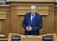 Εξώδικο Θεοδωρικάκου στον Μ. Κοττάκη για δημοσίευμα στην εφημερίδα Εστία Εξώδικο Θεοδωρικάκου στον Μ. Κοττάκη για δημοσίευμα στην εφημερίδα Εστία