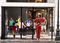 Καιρός: Στους 34 βαθμούς η θερμοκρασία σήμερα με βροχές και καταιγίδες Καιρός: Στους 34 βαθμούς η θερμοκρασία σήμερα με βροχές και καταιγίδες