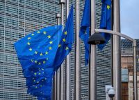 «Στο τραπέζι» της ΕΕ δευτερογενείς κυρώσεις για να «πληγώσει» τη Ρωσία «Στο τραπέζι» της ΕΕ δευτερογενείς κυρώσεις για να «πληγώσει» τη Ρωσία