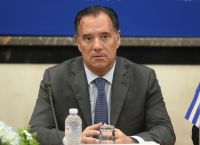 Άδωνις Γεωργιάδης: “Δεν είναι γυμνά τα νησιά – η πραγματικότητα είναι τελείως διαφορετική” Άδωνις Γεωργιάδης: “Δεν είναι γυμνά τα νησιά – η πραγματικότητα είναι τελείως διαφορετική”