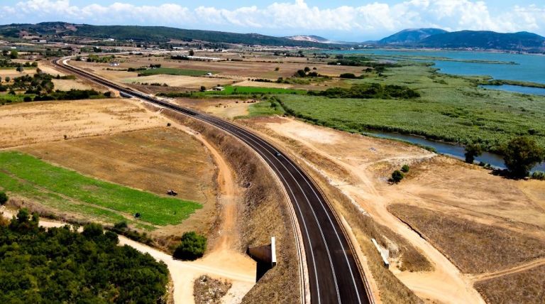 Νωρίτερα παραδόθηκαν τα 10 χλμ. στο τμήμα Άκτιο – Άγιος Νικόλαος – Λευκάδα
