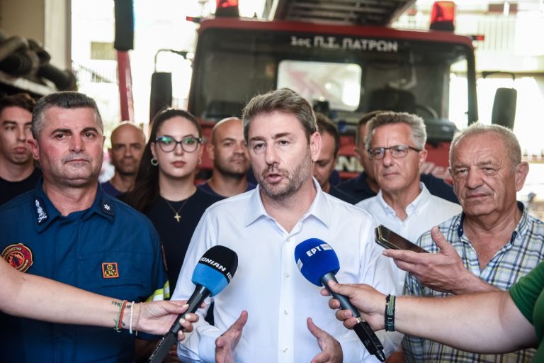 Ανδρουλάκης από την Αχαΐα: «Εξοργιστική η αλαζονεία της κυβέρνησης μπροστά στην καταστροφή»