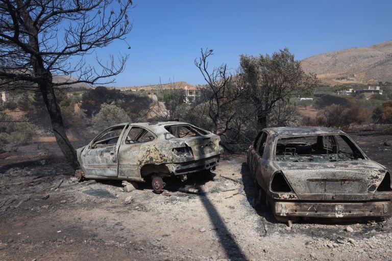 Αποζημιώσεις 2.000–6.000 ευρώ στους πληγέντες από τη φωτιά στην Ανατολική Αττική–Τι προβλέπεται