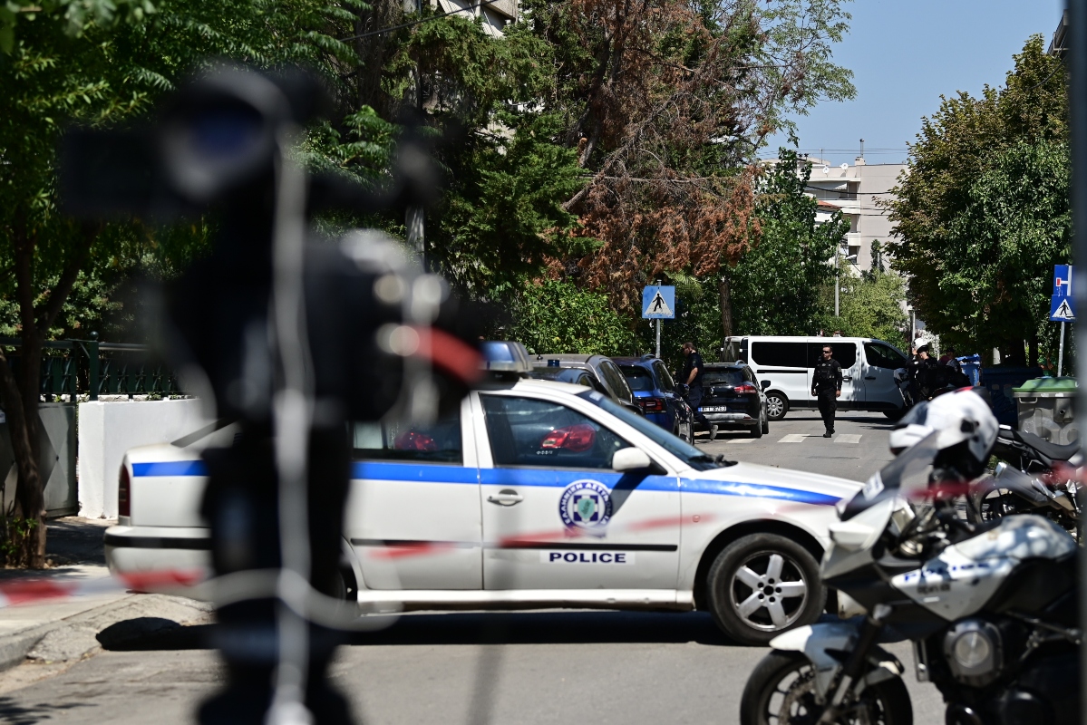 Χαλάνδρι: Γυναικοκτονία 47χρονης – Δράστης ο σύντροφός της, την σκότωσε στην είσοδο πολυκατοικίας