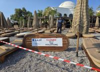 ΑΑΔΕ: Λουκέτο και πρόστιμο €10.500 σε γνωστό beach restaurant στην Ρόδο ΑΑΔΕ: Λουκέτο και πρόστιμο €10.500 σε γνωστό beach restaurant στην Ρόδο