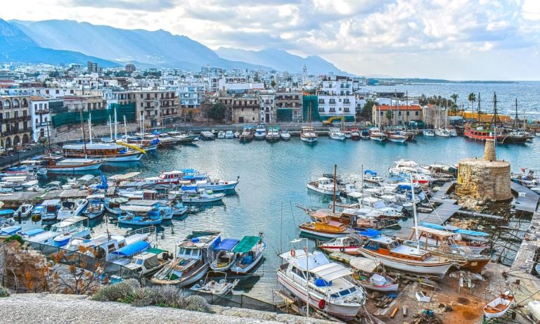 Tourism: Where Do Greeks Travel Abroad in 2024?