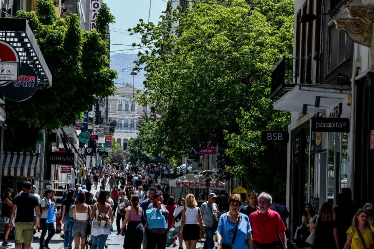ΔΕΘ 2025: Πακέτο 1,5 δισ. με φοροελαφρύνσεις και μόνιμη στήριξη σε μεσαία τάξη, οικογένειες και συνταξιούχους