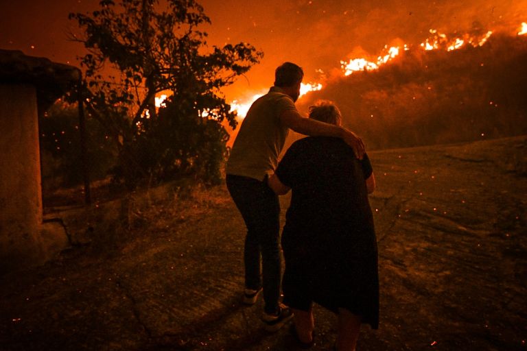 Φωτιά Ηλεία: Σε πύρινο κλοιό – Μαίνονται τα μέτωπα, εκκένωση στην Ηράκλεια
