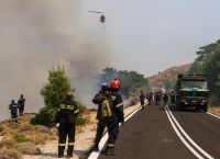 Μάχη με τις φλόγες σε πολλά μέτωπα: Κρίσιμη η κατάσταση σε Αχαΐα, Χίο, Πρέβεζα, Ζάκυνθο και Κεφαλονιά Μάχη με τις φλόγες σε πολλά μέτωπα: Κρίσιμη η κατάσταση σε Αχαΐα, Χίο, Πρέβεζα, Ζάκυνθο και Κεφαλονιά
