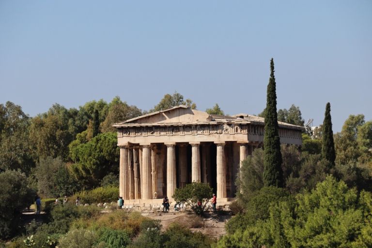 Three Regions Account for 82% of Greece’s Exports