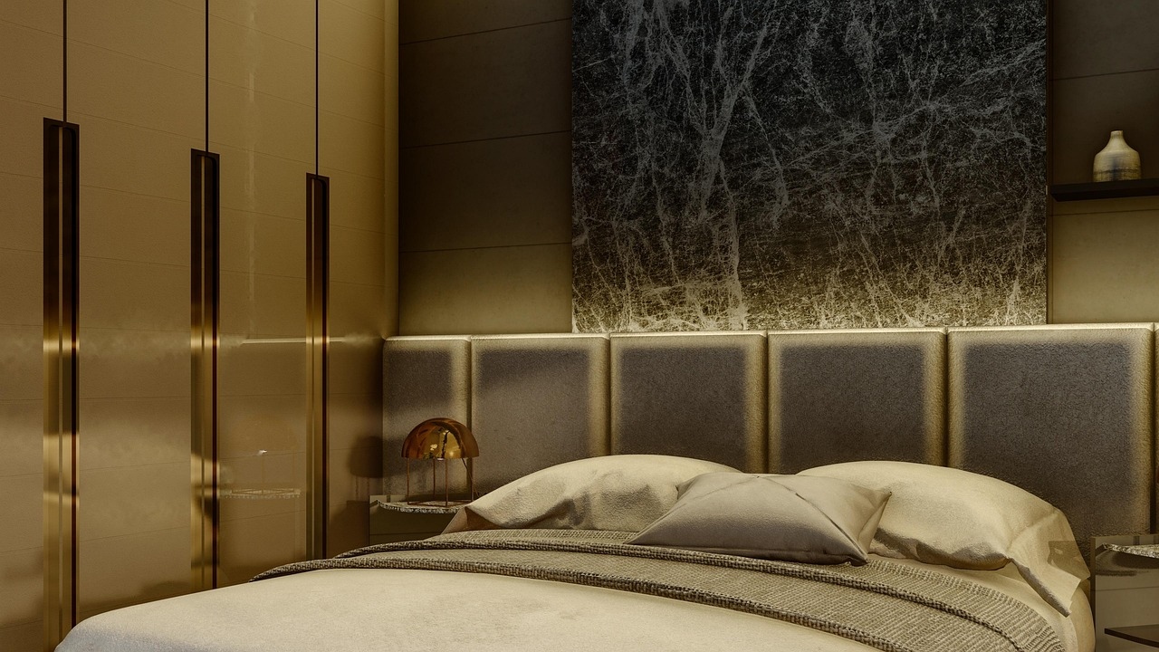 Decline in Hotel Occupancy in Athens in July – Short-Term Rentals Add Pressure