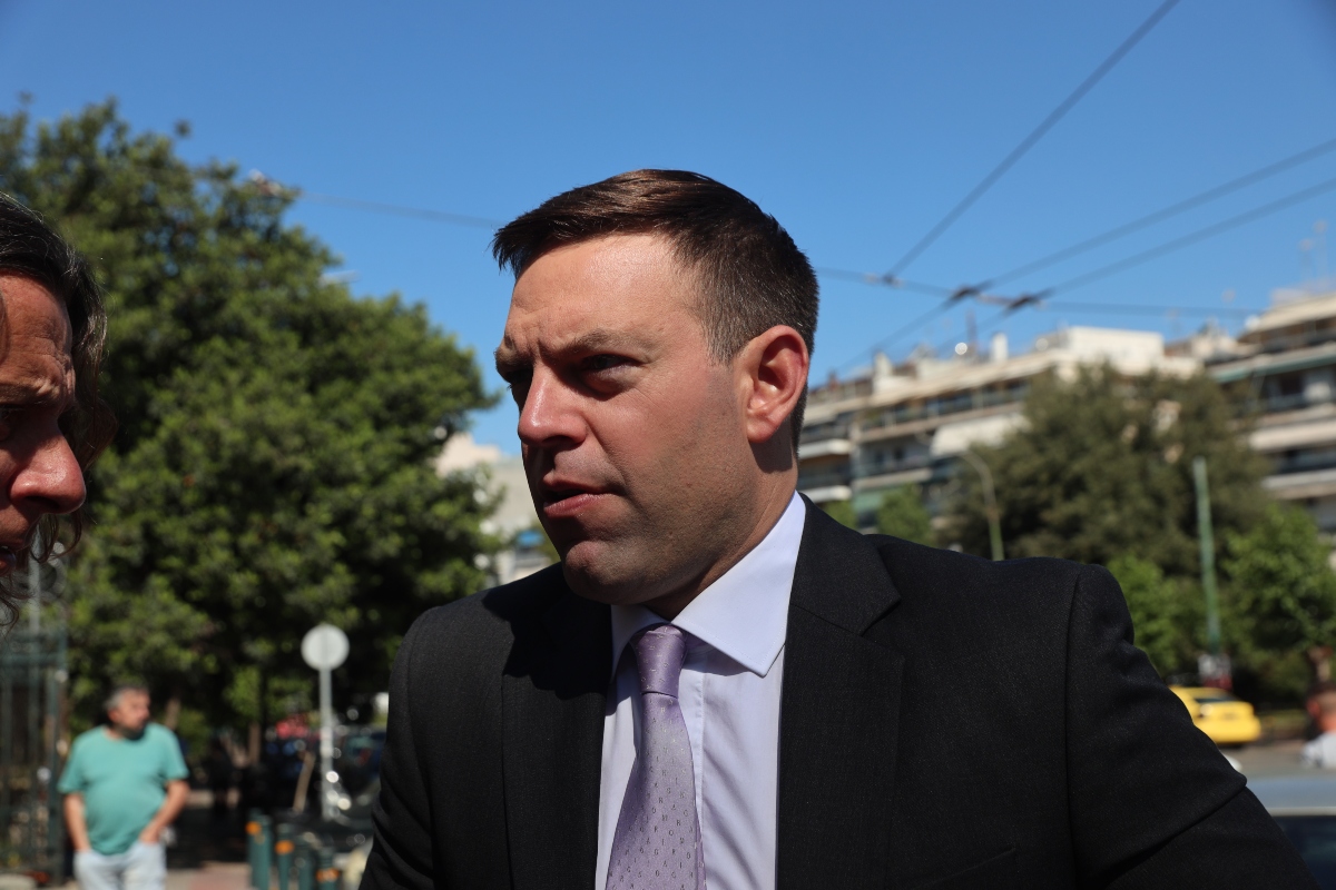 Σκάνδαλο με δάνειο στον ΣΥΡΙΖΑ: Ο Κασσελάκης παίρνει το θέμα στα χέρια του