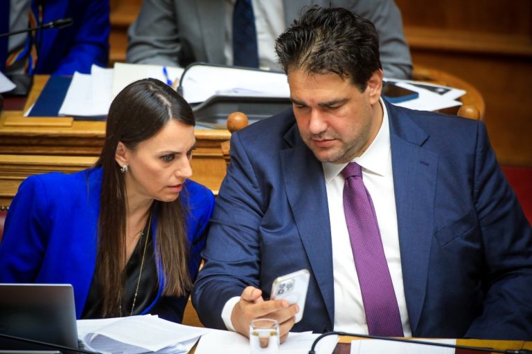 Νόμος του κράτους το νέο Πειθαρχικό για δημοσίους υπαλλήλους – Καταψήφισε η αντιπολίτευση