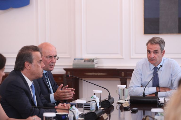 12 Μέτρα της Κυβέρνησης για τη Μείωση της Γραφειοκρατίας και τη Στήριξη της Επιχειρηματικότητας
