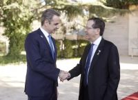 Τηλεφωνική επικοινωνία Μητσοτάκη – Χέρτσογκ με επίκεντρο την απελευθέρωση των ομήρων Τηλεφωνική επικοινωνία Μητσοτάκη – Χέρτσογκ με επίκεντρο την απελευθέρωση των ομήρων
