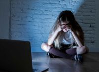Ανησυχητική Έκρηξη Σεξουαλικής Παρενόχλησης Ανηλίκων στο Διαδίκτυο Ανησυχητική Έκρηξη Σεξουαλικής Παρενόχλησης Ανηλίκων στο Διαδίκτυο