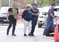 Νεκρό κοριτσάκι στο Παλαιό Φάληρο: Έφτασε στον ανακριτή η μητέρα -Επιμένει στην εκδοχή του ατυχήματος Νεκρό κοριτσάκι στο Παλαιό Φάληρο: Έφτασε στον ανακριτή η μητέρα -Επιμένει στην εκδοχή του ατυχήματος