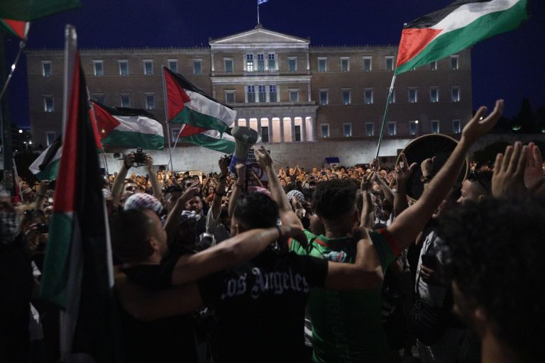 Κύμα διαδηλώσεων υπέρ της Παλαιστίνης σε πάνω από 70 σημεία στην Ελλάδα [pics]